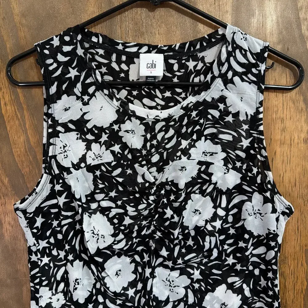 Cabi Womens Blouse Black Gray Floral Round Neck Sleeveless Sheer Stretch Small
